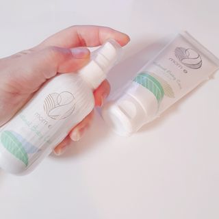mom e 맘이 내추럴 베이비 케어 크림+바디오일 — 5점을 준 리뷰어가 2021년 1월 올린 사용 사진