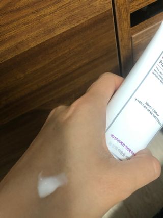 셀프 모이스처라이징 프로텍션 크림 셀프 모이스처라이징 프로텍션크림 — 5점을 준 리뷰어가 2022년 4월 올린 사용 사진
