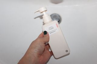 로우퀘스트 베리어 인핸싱 클렌저 190ml — 5점을 준 리뷰어가 2023년 10월 올린 사용 사진