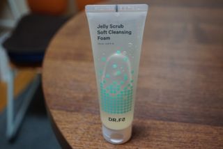 닥터에프파이브 젤리스크럽 소프트 클렌징폼 120ml — 5점을 준 리뷰어가 2022년 6월 올린 사용 사진
