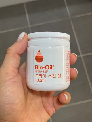 바이오오일 [바이오-오일] 드라이 스킨 젤 100ml — 4.5점을 준 리뷰어가 2021년 12월 올린 사용 사진