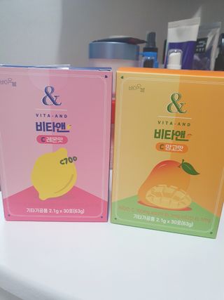 비타앤C 레몬맛, 망고맛 — 5점을 준 리뷰어가 2021년 5월 올린 사용 사진