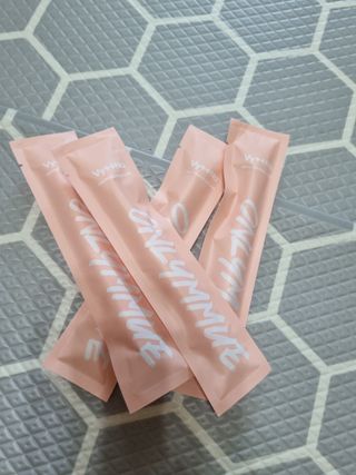 빛나(vyttna) 온리뮤 이너뷰티케어 에센스 4개입 — 5점을 준 리뷰어가 2022년 2월 올린 사용 사진