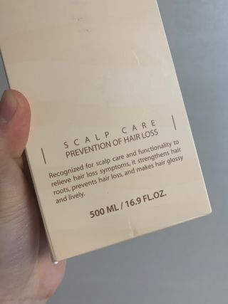 프리마인 더이상 뻣뻣하고 효과없는 탈모샴푸는 NO. 근본부터 케어하는 셀베이스 그린티샴푸(500ml) — 5점을 준 리뷰어가 2023년 4월 올린 사용 사진