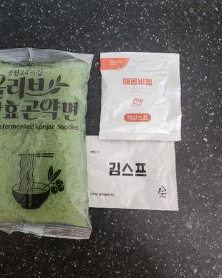 클린24시간 올리브 발효곤약면 찰비빔면 1세트-(3봉) — 5점을 준 리뷰어가 2023년 12월 올린 사용 사진