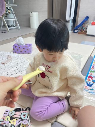 매일바이오 그릭요거트 오리지널 플레인 4개, 로스터리 커피믹스 4개 — 4점을 준 리뷰어가 2021년 12월 올린 사용 사진