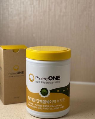 프로티원 단백질쉐이크 녹차맛 2주분 1통+보틀 — 5점을 준 리뷰어가 2021년 9월 올린 사용 사진