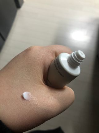 러브모아 향수 고체향수 승무원 고체향수 바르는 향수 니치향수 도손 우드세이지 앤 씨솔트 — 4점을 준 리뷰어가 2022년 12월 올린 사용 사진