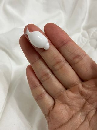 오투에니원 인컨보 바디 퍼퓸 크림 200ml — 5점을 준 리뷰어가 2023년 2월 올린 사용 사진