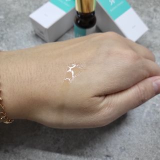 랑팡 EGF+FGF 10ppm 리포좀 앰플 원액 10ml — 4점을 준 리뷰어가 2021년 11월 올린 사용 사진
