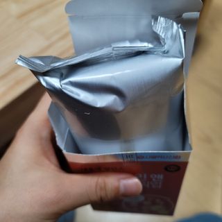 서울약사신협_내몸애발란스멀티비타민앤미네랄파워업_800mg x 90정 — 5점을 준 리뷰어가 2021년 3월 올린 사용 사진