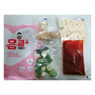 응큼떡볶이 — 5점을 준 리뷰어가 2021년 3월 올린 사용 사진