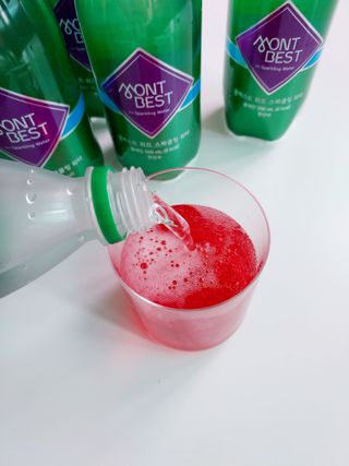 몽베스트 Montbest with Sparkling water Plain 20병 — 5점을 준 리뷰어가 2022년 7월 올린 사용 사진