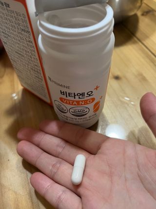 프리마인 성큼다가온 봄, 이너뷰티를 챙겨야 피부도 화사하게, 컨디션도 활기차게. 흡수율을 높인 고효율 비타민. — 5점을 준 리뷰어가 2022년 12월 올린 사용 사진