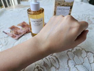 MF[스킨1004] 마다가스카르 센텔라 앰플 100ml — 5점을 준 리뷰어가 2024년 5월 올린 사용 사진