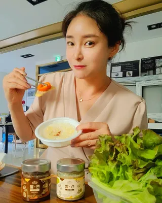 진테이블 발.견 스프레드  오리지널믹스 90g + 카카오스윗믹스 90g 2종 세트 — 5점을 준 리뷰어가 2022년 7월 올린 사용 사진