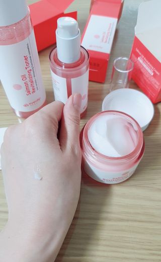 아이앤립 / EYENLIP 아이앤립 연어오일 리바이탈라이징 토너+앰플+크림 3종 세트 — 5점을 준 리뷰어가 2021년 6월 올린 사용 사진