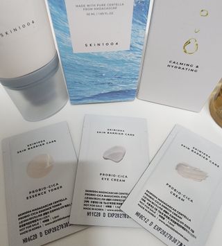[스킨1004] 마다가스카르 센텔라 히알루-시카 워터핏 선세럼 50ml — 5점을 준 리뷰어가 2024년 5월 올린 사용 사진