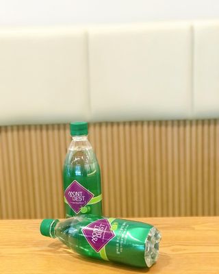 몽베스트 Montbest with Sparkling water Lime20병 — 4.5점을 준 리뷰어가 2022년 5월 올린 사용 사진