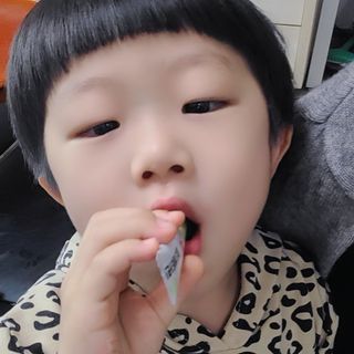 연세생활건강 키즈텐 멀티비타민 1BOX (30포) — 5점을 준 리뷰어가 2022년 5월 올린 사용 사진