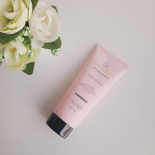 오투에니원 인컨보 바디 퍼퓸 크림 200ml — 5점을 준 리뷰어가 2022년 12월 올린 사용 사진