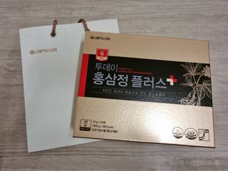 서울약사신협_투데이홍삼정플러스스틱_10g x 30포 — 5점을 준 리뷰어가 2021년 5월 올린 사용 사진