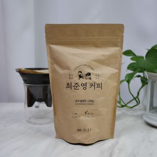 소담스퀘어 상암 최준영 커피 초코 블렌드(홀빈/드립분쇄 택 1) — 5점을 준 리뷰어가 2022년 11월 올린 사용 사진