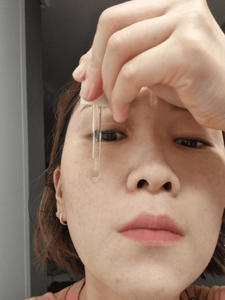 체르엠 스템앤셀 비타민 브라이트닝 에센스 30ml 1개 — 5점을 준 리뷰어가 2022년 1월 올린 사용 사진