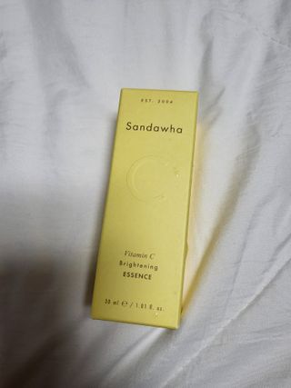 스킨큐어 산다화 비타민c 화이트닝 에센스 30ml — 3점을 준 리뷰어가 2023년 10월 올린 사용 사진