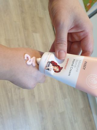 파시 FASCY 高保湿ハンドクリーム40ml+80ml セット — 5점을 준 리뷰어가 2021년 7월 올린 사용 사진