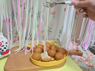 가치식탁 리얼쫀득치즈볼 — 5점을 준 리뷰어가 2021년 2월 올린 사용 사진