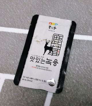 [몸엔용] 과일을 넣어 국산녹용을 맛있게 60ml x 30포 — 5점을 준 리뷰어가 2021년 6월 올린 사용 사진