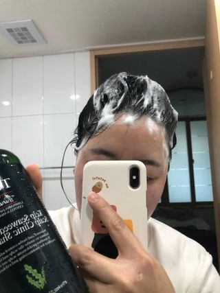 띵코 허브 샴푸, 트리트먼트, 바디워시 3종 — 5점을 준 리뷰어가 2022년 2월 올린 사용 사진