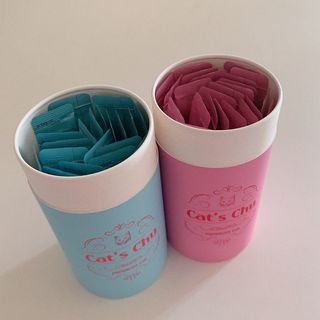 페페로니 잘 먹는 캣츄 - 알래스카 연어 24개입 — 5점을 준 리뷰어가 2021년 7월 올린 사용 사진