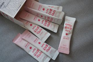 [음료수 대신 가능!]  빠르게 흡수되는 아임오 타먹는 콜라겐 1박스 — 5점을 준 리뷰어가 2023년 4월 올린 사용 사진