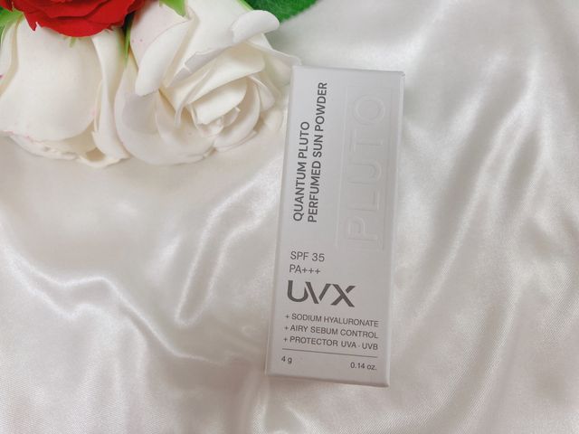 UVX 퀀텀 플루토 퍼퓸 선 파우더 리뷰 사진