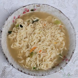 [풀무원] 자연은맛있다 정면, 백면, 홍면  세트 — 4점을 준 리뷰어가 2021년 4월 올린 사용 사진