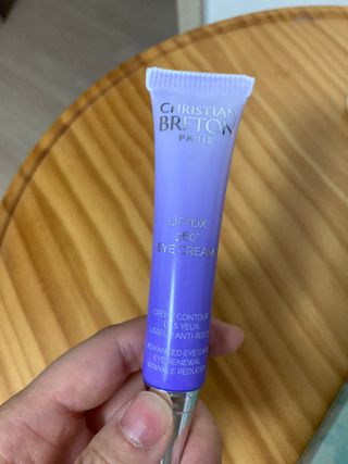 크리스티앙 브르통 리프톡스 360도 입체 아이크림 15ml — 5점을 준 리뷰어가 2022년 10월 올린 사용 사진
