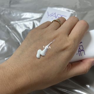 바르셀 톤업 무기자차 자외선차단제 순한 선크림 인텐시브 선 젠 50ml — 5점을 준 리뷰어가 2021년 11월 올린 사용 사진