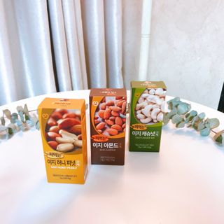 짜먹는 이지견과 짜먹는 이지아몬드, 짜먹는 이지허니피넛, 짜먹는 이지캐슈넛 각 10g X  10포 — 5점을 준 리뷰어가 2021년 2월 올린 사용 사진
