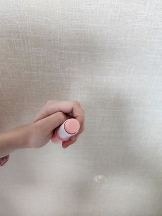 스킨큐어 산다화 카멜리아 안티 링클 멀티밤 — 5점을 준 리뷰어가 2023년 1월 올린 사용 사진
