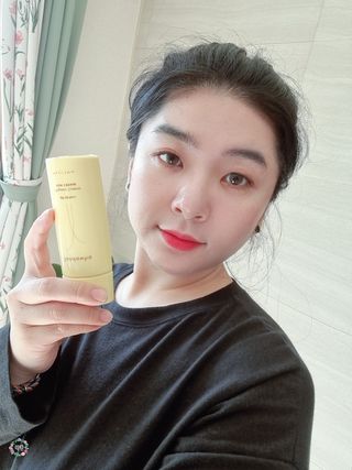 스킨큐어 산다화 유기농 레몬썬크림 — 4점을 준 리뷰어가 2022년 4월 올린 사용 사진