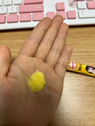광동생활건강 비타500 팝핑스틱 — 4점을 준 리뷰어가 2023년 8월 올린 사용 사진