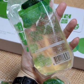 이롬 씨스루 프로틴워터 사과, 자몽 200ml x 12입 — 4점을 준 리뷰어가 2022년 9월 올린 사용 사진