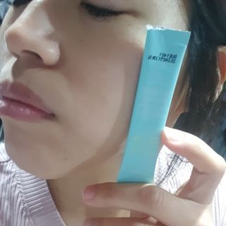 오투에니원 화이트 스완 갈락토미세스 비타민 C 워터 슬리핑 마스크 — 5점을 준 리뷰어가 2022년 12월 올린 사용 사진