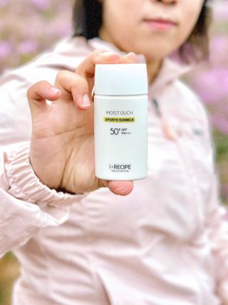 아이레시피 모이스트터치 스포츠 선밀크 50ml (SPF50+ PA+++) — 4점을 준 리뷰어가 2023년 4월 올린 사용 사진