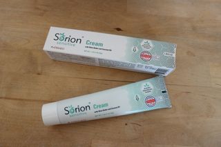 건선/아토/습진/민감성 피부 천연보습진정크림 소리온 크림 & 센시티브 크림 50g — 5점을 준 리뷰어가 2022년 3월 올린 사용 사진