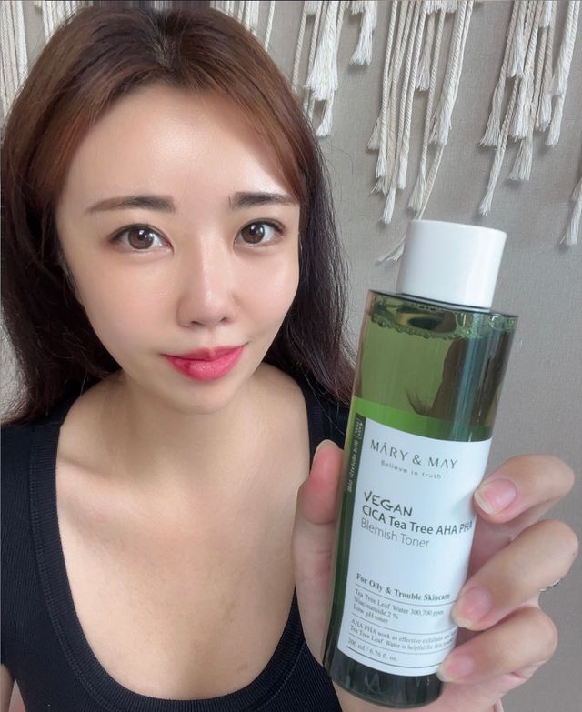 비건 시카 티트리 아하 파하 블레미쉬 토너 리뷰 사진