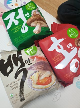 [풀무원] 자연은맛있다 정면, 백면, 홍면  세트 — 5점을 준 리뷰어가 2021년 4월 올린 사용 사진