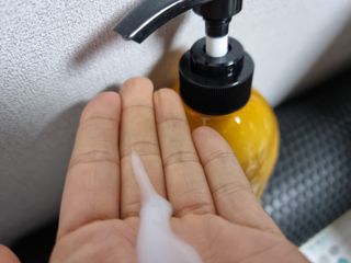 방방곳곳 편림초 마이크로바이옴 샴푸 — 5점을 준 리뷰어가 2022년 3월 올린 사용 사진